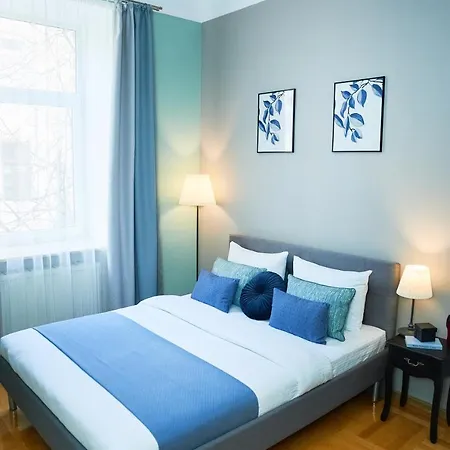 Cozy Apartment, 5Mins To Opera Lviv Exterior photo