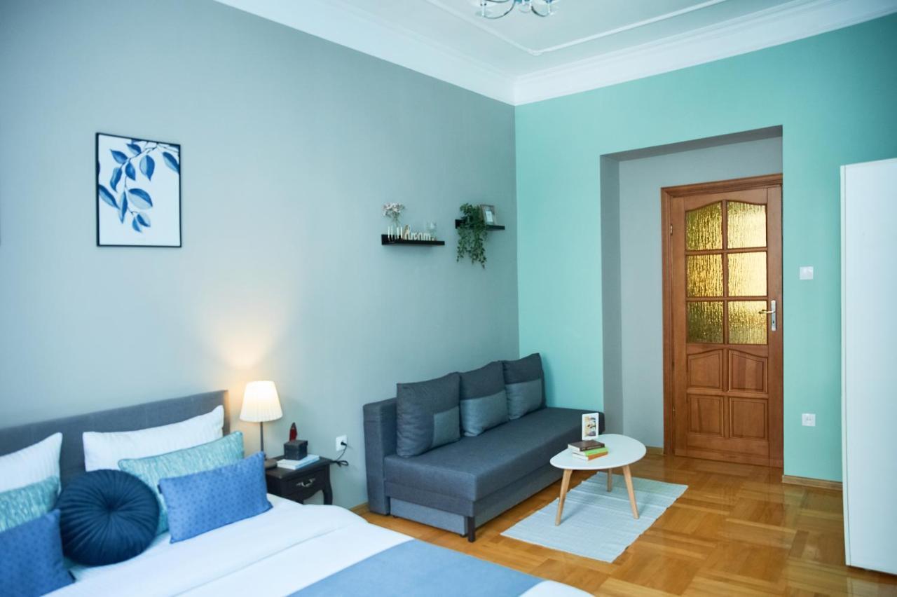 Cozy Apartment, 5mins To Opera *