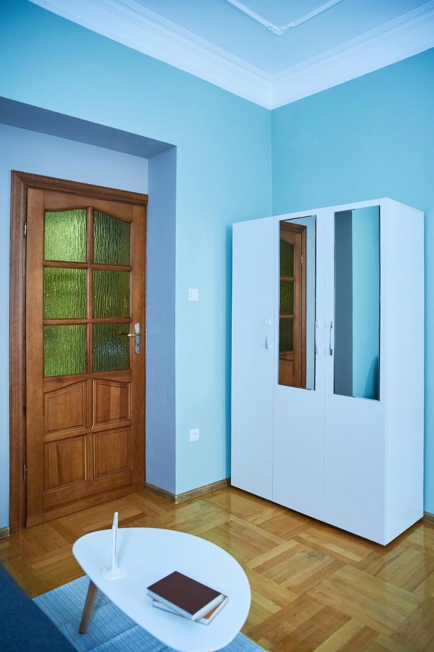 Apartment Cozy Apartment, 5mins To Opera Lviv