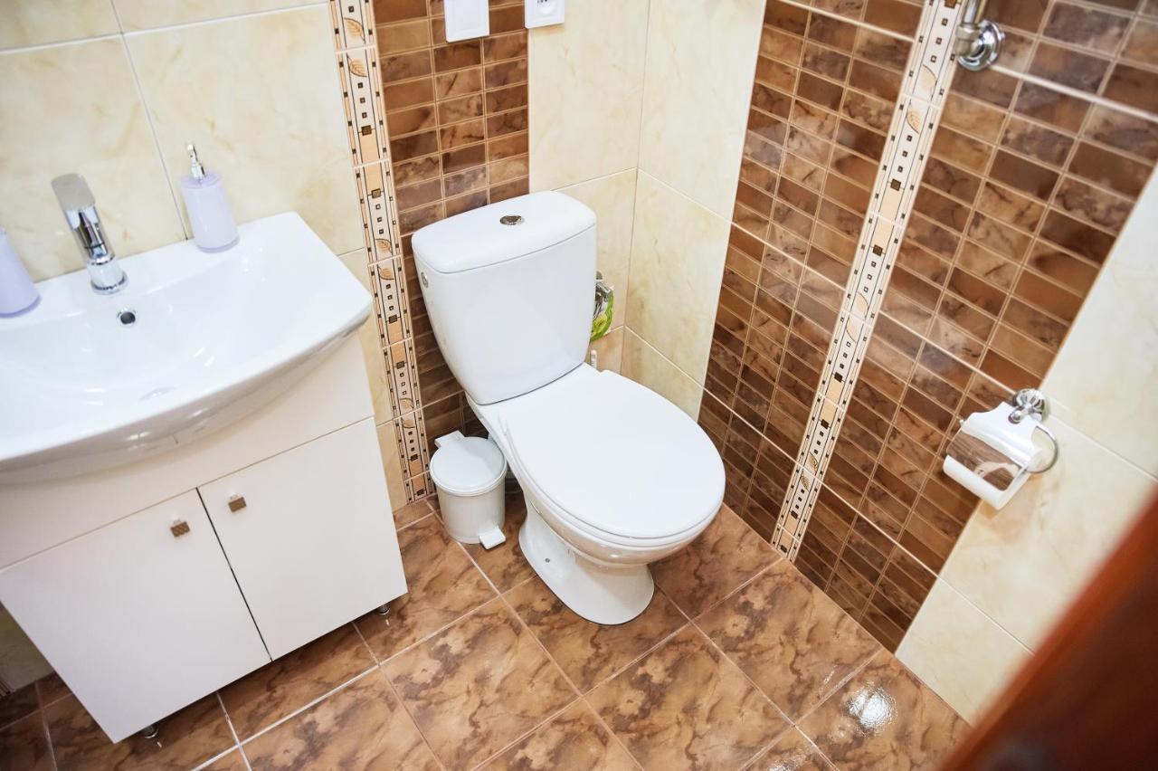 Cozy Apartment, 5mins To Opera Apartment Lviv